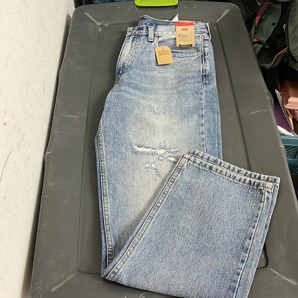 Levi’s 32x32 brand new jeans